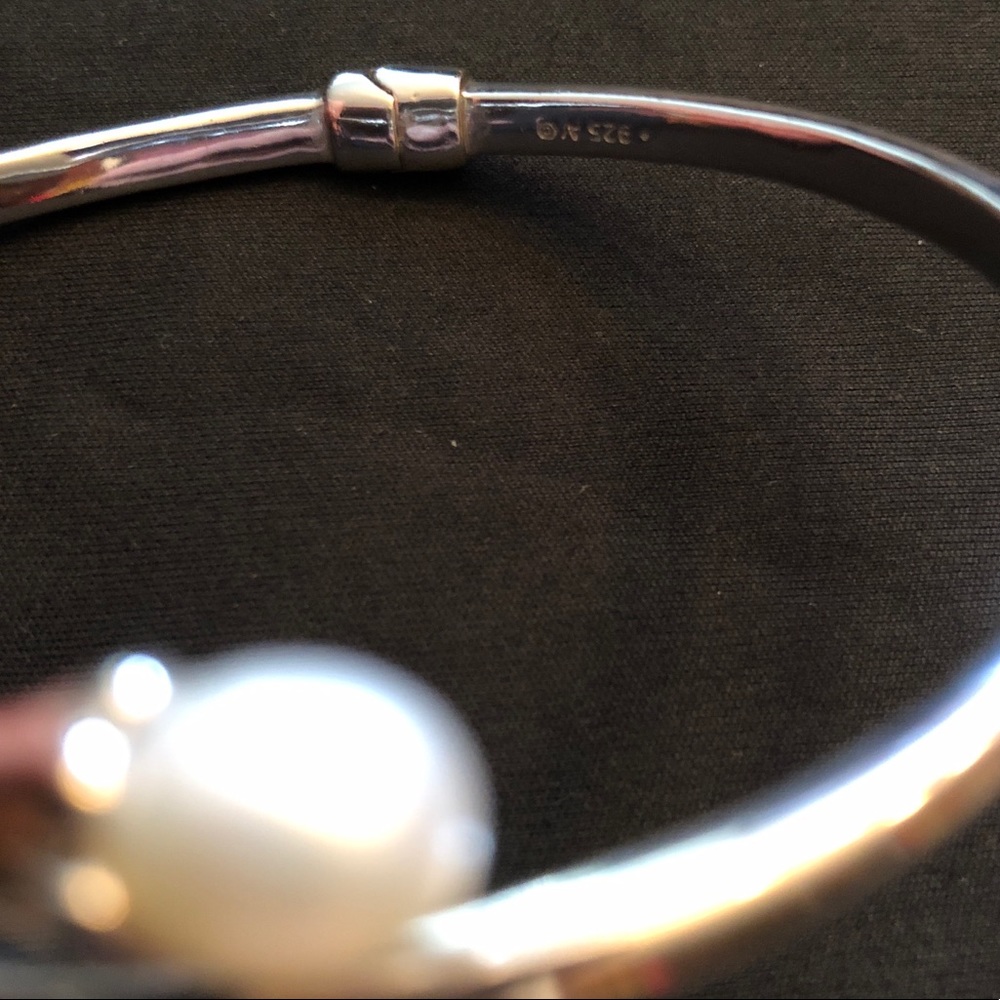 🔴SOLD🔴Alwand Vahan Bangle in Sterling & Pearls - Picture 6 of 6